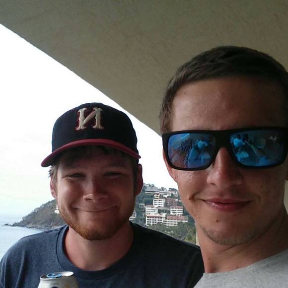 Profile Picture of Chad Ische (@cische23) on Poshmark