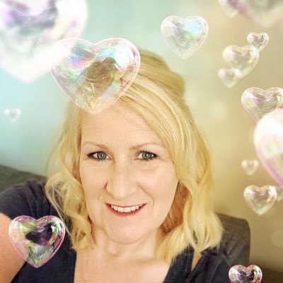 Profile Picture of Donna Townsend (@donnatownsend70) on Twitter