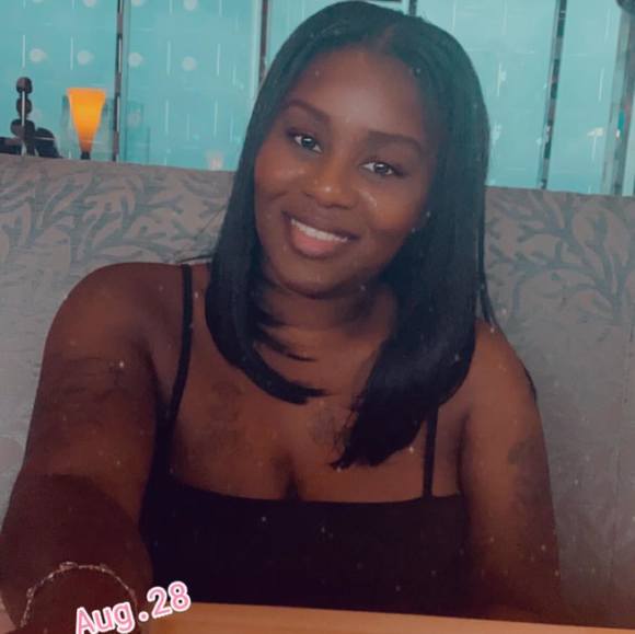 Profile Picture of Monique Pryor (@moniquepryor) on Poshmark