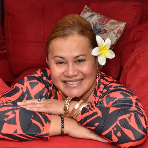 Profile Picture of Pele Hunkin (@pelehunkin03) on Poshmark