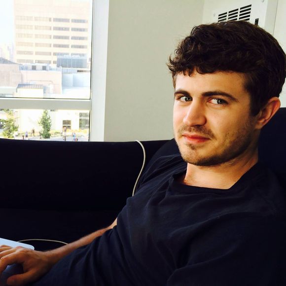 Profile Picture of Craig Kochis (@cjkochis) on Poshmark