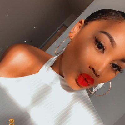 Profile Picture of Sydney Martin (@thebbysyddd) on Twitter