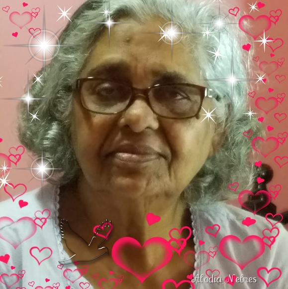 Profile Picture of Dhandai Tuitt (@dhandai) on Poshmark