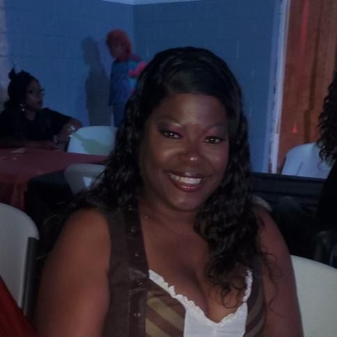 Profile Picture of Tanya (@hellaciouscurvz) on Tiktok