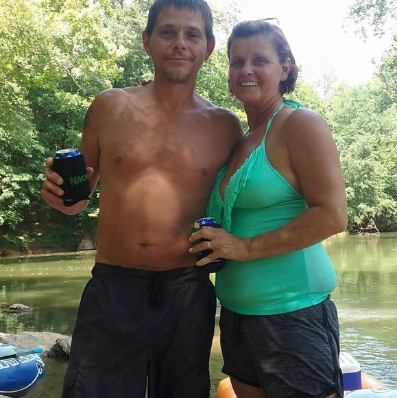 Profile Picture of Penny Rolen (@kenneth_01) on Poshmark