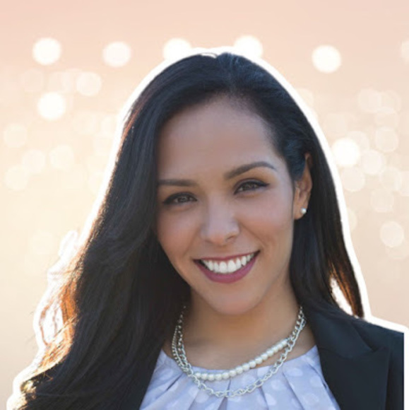 Profile Picture of Quetzalma Pizzella (@quetzalma) on Poshmark