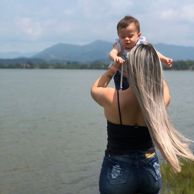 Profile Picture of Débora Regina Da Silva (@Debora_Reginaa) on Twitter