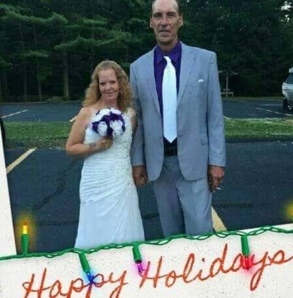 Profile Picture of Lori Melhorn (@lorimelhorn) on Poshmark