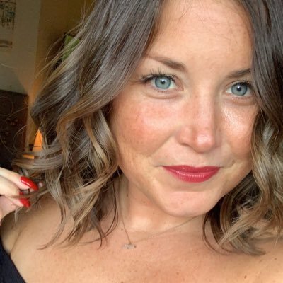 Profile Picture of Leahh (@LeahSwann) on Twitter