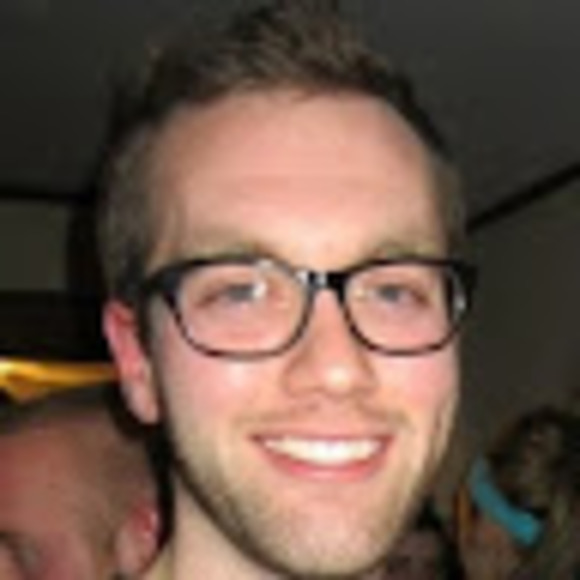 Profile Picture of Jim Bell (@jimmybeeee) on Poshmark