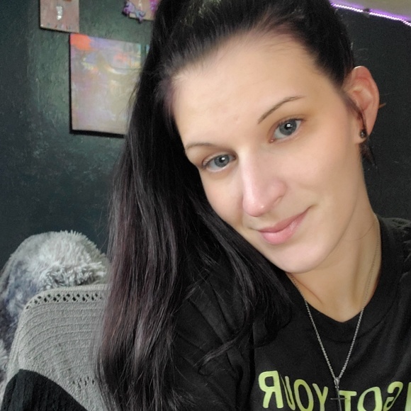 Profile Picture of K'lynn Marsyla (@kmarsyla69) on Poshmark