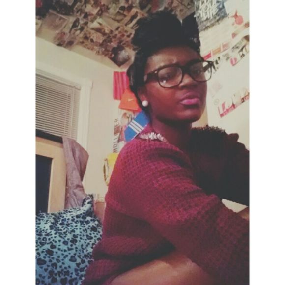 Trese Smith - Poshmark Profile Picture of Trese Smith (@_treeese) on Poshmark