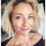 Profile Picture of Flora (@floramoody) on Instagram