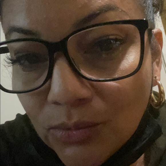 Profile Picture of Janeth Soriano (@janethsoriano) on Poshmark