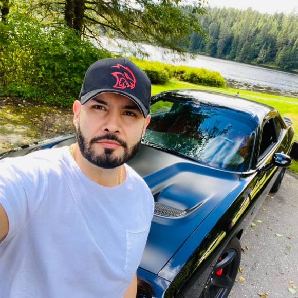 Profile Picture of Peter Lopez (@peterlopez222) on Poshmark