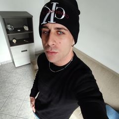 Profile Picture of Chris Rollo (@chris.rollo) on Tiktok