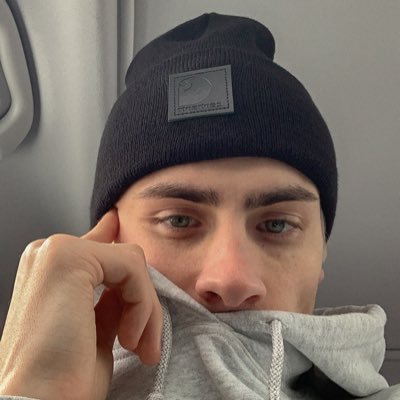 Profile Picture of Eli (@eli3li) on Twitter