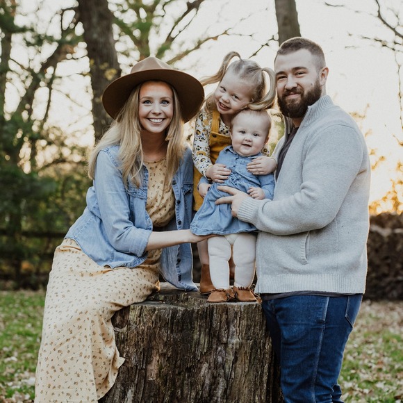 Profile Picture of Madeline Frawley (@mfrawley13) on Poshmark