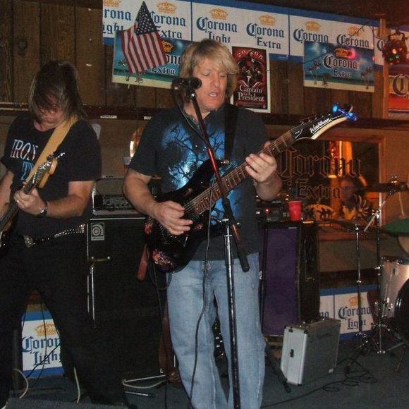 Profile Picture of Steve Montez (@stevemontez29) on Poshmark