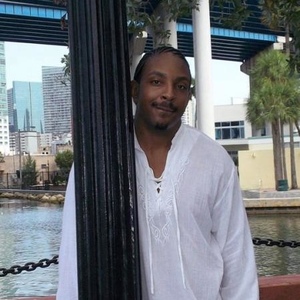 Profile Picture of Christopher Wright (@crimzonredd) on Myspace