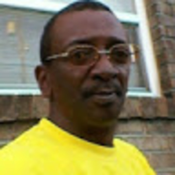 Profile Picture of Michael Longshore (@cellphone1962) on Poshmark