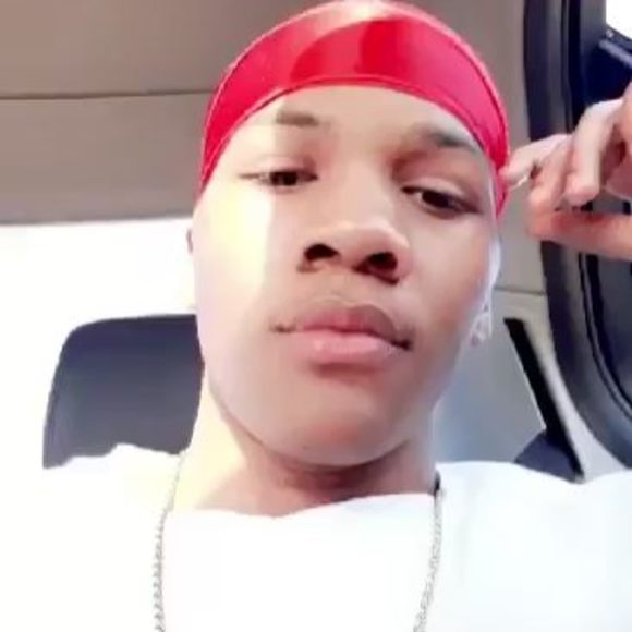 Profile Picture of Adrian Haysbert (@ahaysbert6) on Poshmark