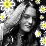 Profile Picture of 𝕕𝕒𝕣𝕒𝕙 𝕒𝕦𝕥𝕦𝕞𝕟 𝕠𝕤𝕓𝕠𝕣𝕟𝕖 (@photos.in.a.box) on Instagram