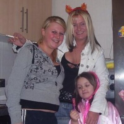 Profile Picture of Amanda Whitby (@manda54321) on Twitter