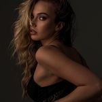 Profile Picture of JULIA HIGHLIGHTER🍷 (@julskart) on Instagram