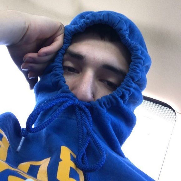 Profile Picture of Paul Garner (@paulgarner00) on Poshmark
