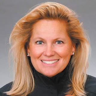 Profile Picture of Kathy Rinaldi (@captain_kathy) on Instagram
