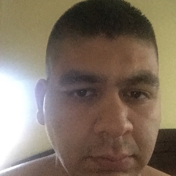 Profile Picture of Alex Leyva (@leyvknight) on Poshmark