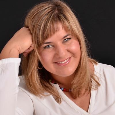 Profile Picture of Claudia Fuchs (@Claudia_Fuchs_) on Twitter