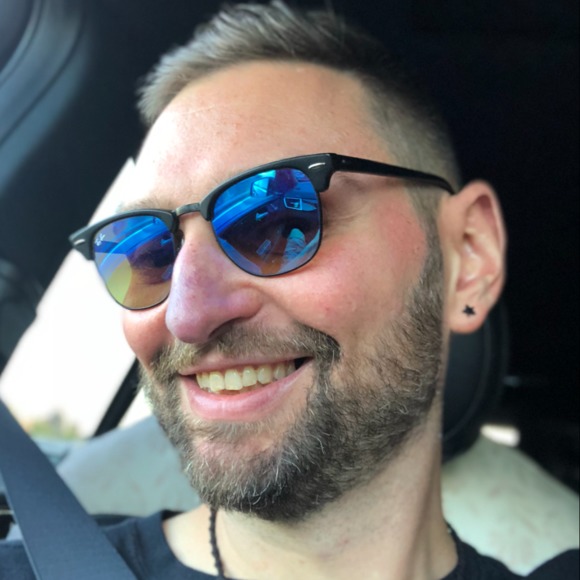 Profile Picture of Bradley Silverman (@lycoopla) on Poshmark