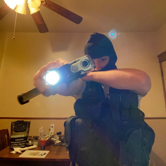 Ian Castaneda - Poshmark Profile Picture of Ian Castaneda (@iancastaneda) on Poshmark