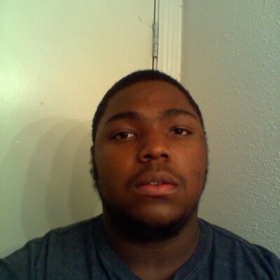 Profile Picture of Taylor Zielinski (@TayiorZielinski) on Twitter