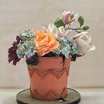 Profile Picture of Michele Bloom (@mbloom_cakes) on Instagram