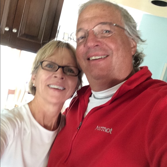 Profile Picture of Joni Knapper (@jknapper) on Poshmark
