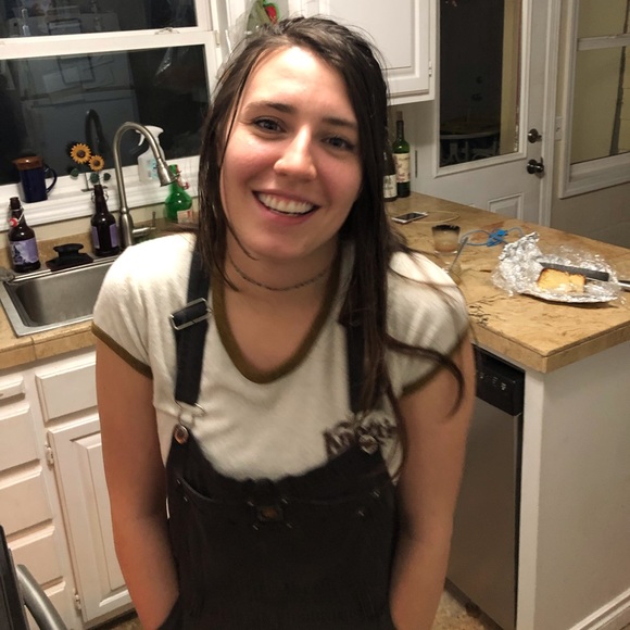 Profile Picture of Constance Bailey (@cnstncrb) on Poshmark