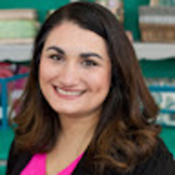 Profile Picture of Stephanie Soebbing (@s_soebbing) on Poshmark