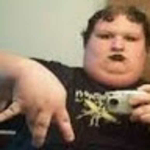 Profile Picture of Romario Cifuentes michael (@fifa486510) on Poshmark