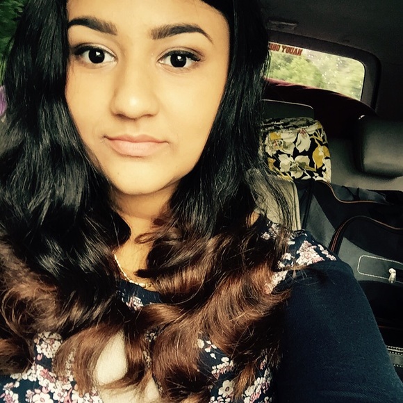 Profile Picture of Karrena Pimental (@karrena286) on Poshmark