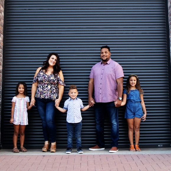 Profile Picture of Bethany Albert (@bethalovealbert) on Poshmark