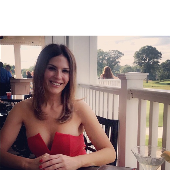 Profile Picture of Kelly Ramos (@kellyramos585) on Poshmark