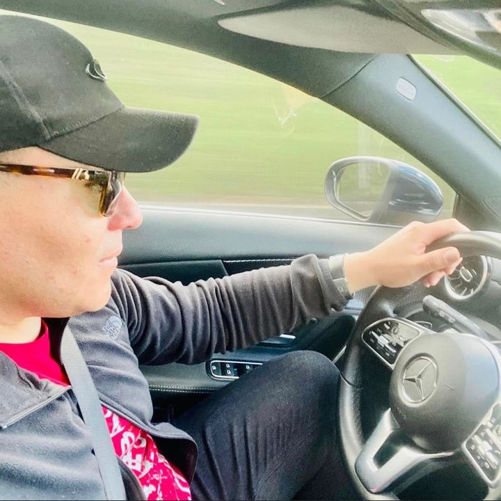 Profile Picture of Thomas Ru (@thomasru) on Tiktok