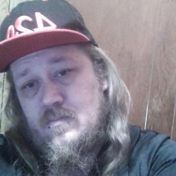 Profile Picture of Andrew Lewis (@andrewlewis072) on Tiktok