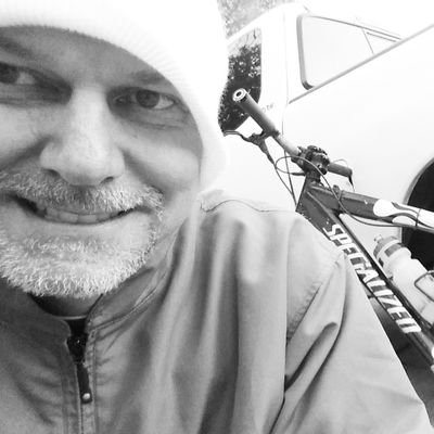 Profile Picture of Michael Vicar (@Vicar1972) on Twitter