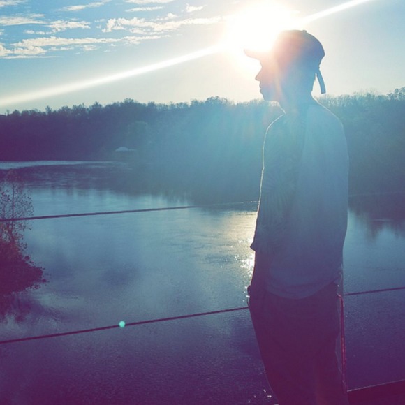 Profile Picture of Ian Longfield (@ill_ian) on Poshmark