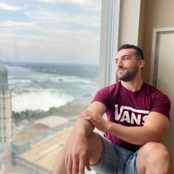 Profile Picture of Toufik Boukhalfa (@toufikb) on Poshmark