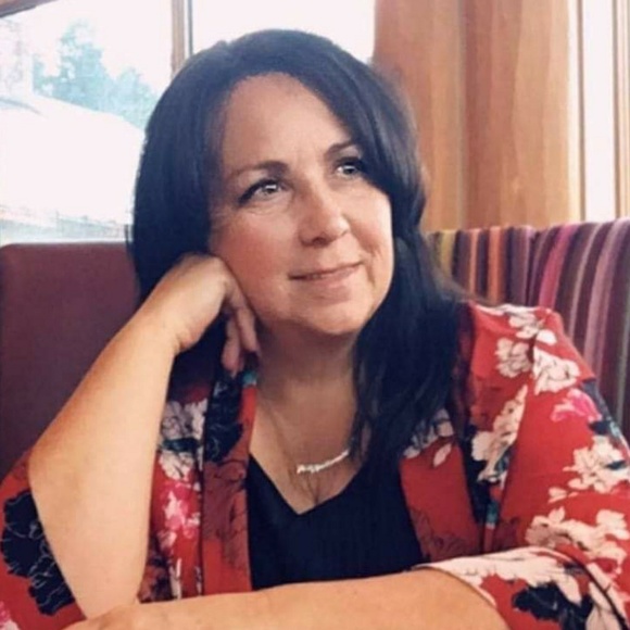 Profile Picture of Jannette Stetson-buck (@vicnails) on Poshmark